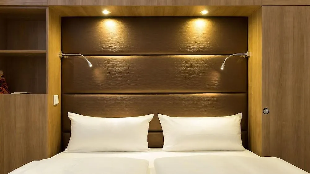 Motel Plus Berlin Hotell
